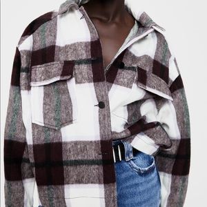 Zara / Oversized Plaid Overshirt